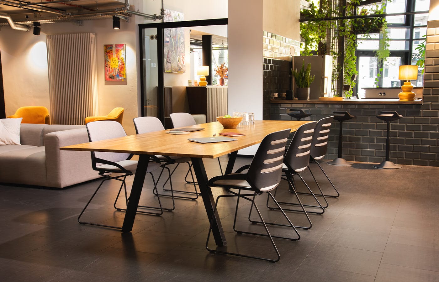 aeris district one lounge_small.jpg?v=1763469163