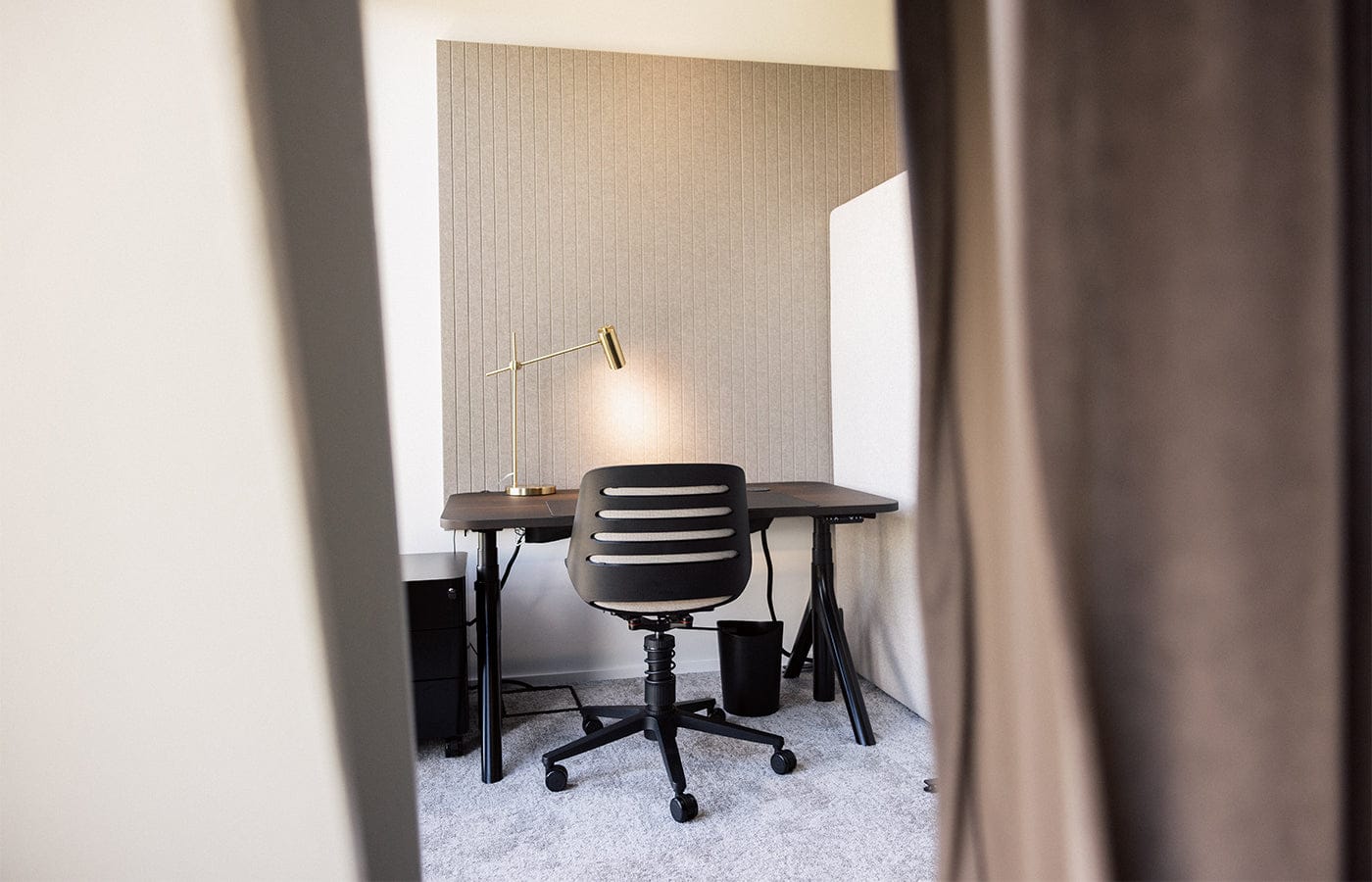 aeris martinundklein singleoffice_small.jpg?v=1762788286